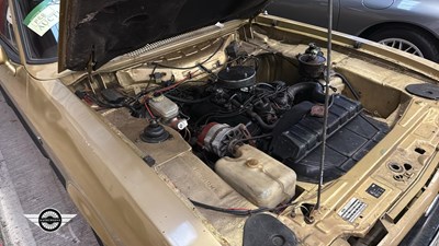 Lot 124 - 1980 FORD CAPRI GHIA AUTO