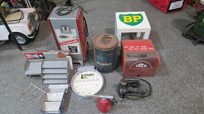 Lot 277 - CRYPTON STARTER CHARGER + ASSORTED GARAGE MEMORABILIA