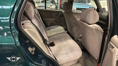 Lot 158 - 1995 VOLKSWAGEN GOLF GL