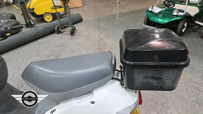 Lot 84 - 1990 HONDA SA50-J