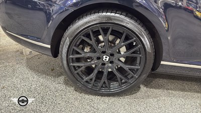 Lot 162 - 2004 BENTLEY CONTINENTAL GT AUTO