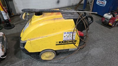 Lot 583 - KARCHER STEAM CLEANER , REQUIRES A NEW LANCE