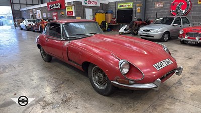 Lot 325 - 1968 JAGUAR 'E' TYPE