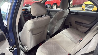 Lot 294 - 2002 VAUXHALL ASTRA CLUB 8V
