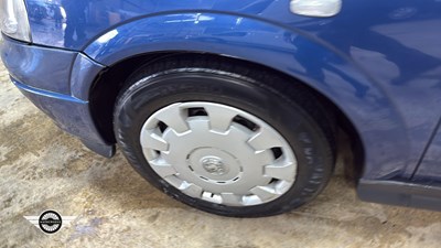 Lot 294 - 2002 VAUXHALL ASTRA CLUB 8V