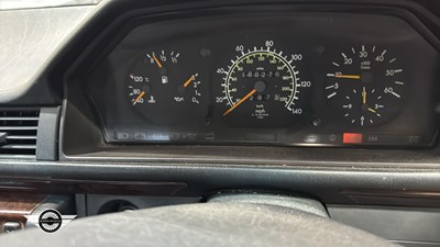 Lot 316 - 1993 MERCEDES 300D DIESEL AUTO