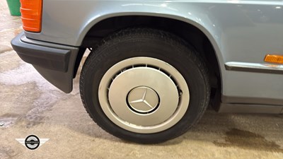 Lot 342 - 1988 MERCEDES 190 MK2