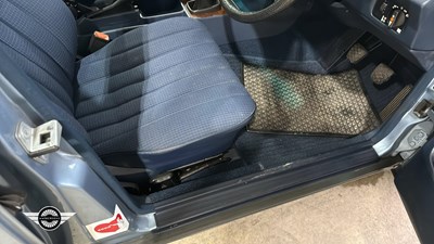Lot 342 - 1988 MERCEDES 190 MK2