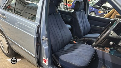 Lot 342 - 1988 MERCEDES 190 MK2