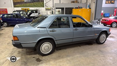 Lot 342 - 1988 MERCEDES 190 MK2