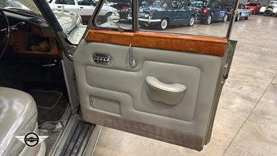 Lot 352 - 1964 BENTLEY