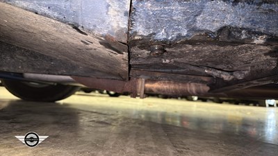 Lot 364 - 1973 JAGUAR