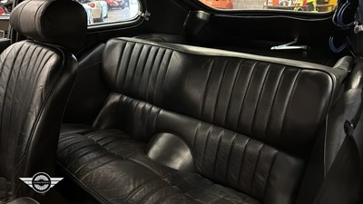 Lot 364 - 1973 JAGUAR