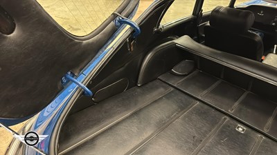 Lot 364 - 1973 JAGUAR