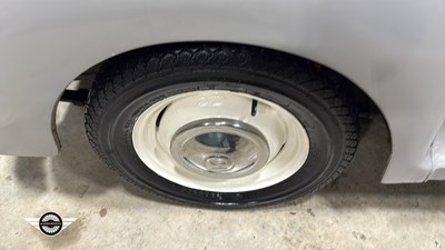 Lot 392 - 1965 MORRIS MINOR 1000