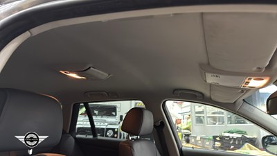 Lot 370 - 2009 BMW 325I SE TOURING AUTO