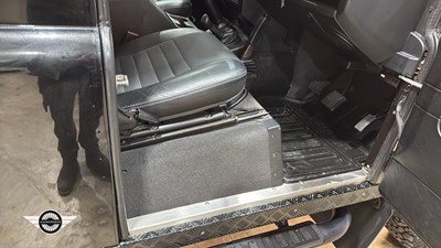 Lot 426 - 2013 LAND ROVER DEFENDER 90 XS TD