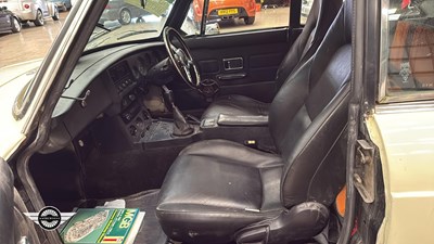 Lot 434 - 1980 MG B GT