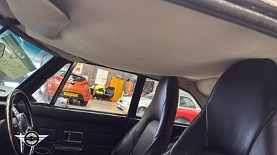 Lot 434 - 1980 MG B GT