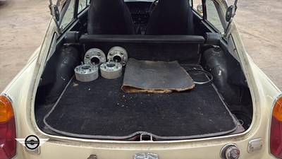 Lot 434 - 1980 MG B GT