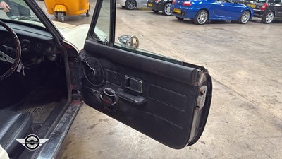 Lot 434 - 1980 MG B GT
