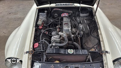 Lot 434 - 1980 MG B GT