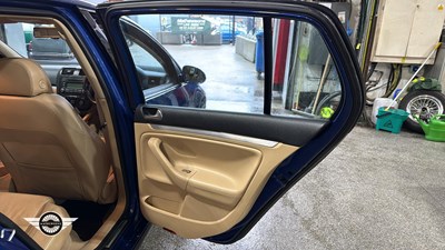 Lot 476 - 2005 VOLKSWAGEN GOLF GTI AUTO
