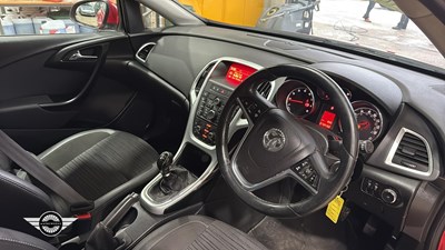Lot 490 - 2015 VAUXHALL ASTRA EXCITE