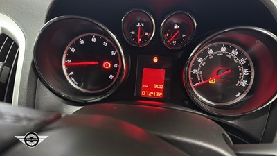 Lot 490 - 2015 VAUXHALL ASTRA EXCITE