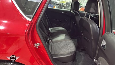 Lot 490 - 2015 VAUXHALL ASTRA EXCITE
