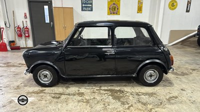 Lot 552 - 1972 AUSTIN MINI