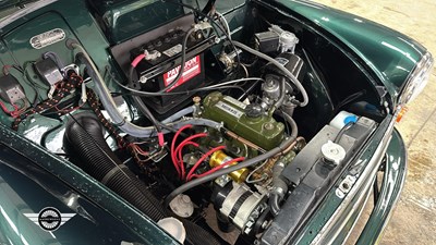 Lot 540 - 1971 MORRIS 1000 TRAVELLER