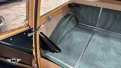 Lot 540 - 1971 MORRIS 1000 TRAVELLER