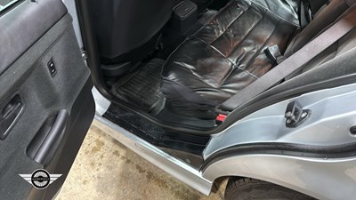 Lot 554 - 1996 BMW 320 I SE AUTO