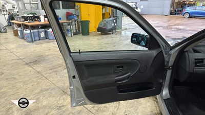 Lot 554 - 1996 BMW 320 I SE AUTO
