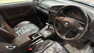 Lot 554 - 1996 BMW 320 I SE AUTO
