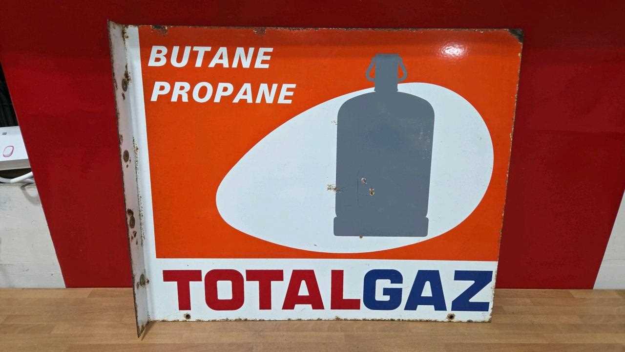 Lot 487 - TOTAL GAZ, DOUBLE SIDED WALL MOUNTED SIGN 24