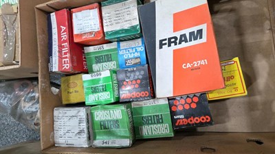 Lot 517 - ASSORTMENT OF OIL & AIR FILTERS
