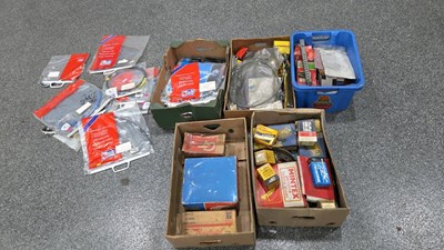 Lot 835 - BOXES OF BRAKE PARTS AND CABLES