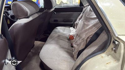 Lot 582 - 1982 FORD CORTINA L