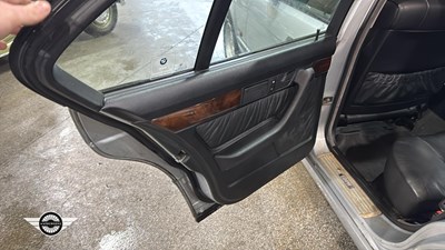 Lot 644 - 1995 BMW 525 I SE