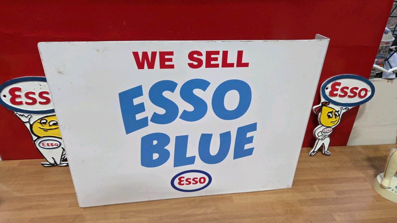 Lot 685 - SELECTION OF REPRODUCTION ESSO MEMORABILIA