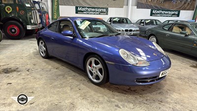 Lot 650 - 2000 PORSCHE 911 CARRERA 4 TIPTRONIC S