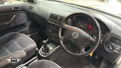 Lot 652 - 2002 VOLKSWAGEN GOLF TDI SE