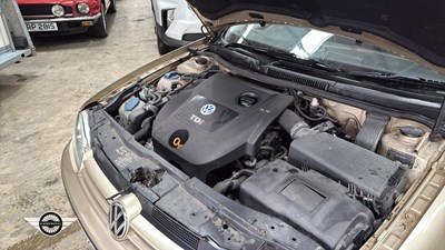 Lot 652 - 2002 VOLKSWAGEN GOLF TDI SE