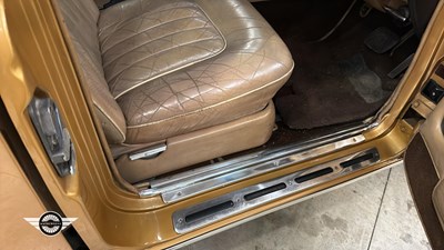Lot 660 - 1976 ROLLS ROYCE