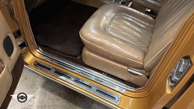 Lot 660 - 1976 ROLLS ROYCE