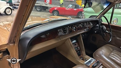 Lot 660 - 1976 ROLLS ROYCE