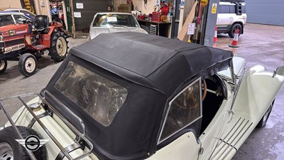 Lot 670 - 1954 MG