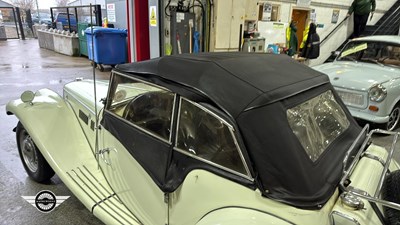 Lot 670 - 1954 MG